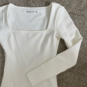 ABERCROMBIE BODYSUIT NEVER BEEN WORN